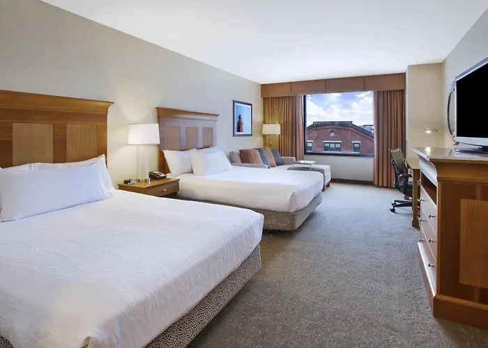 Hilton Garden Inn Portland Downtown Waterfront