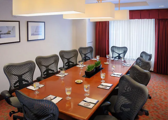 Hilton Garden Inn Portland Downtown Waterfront